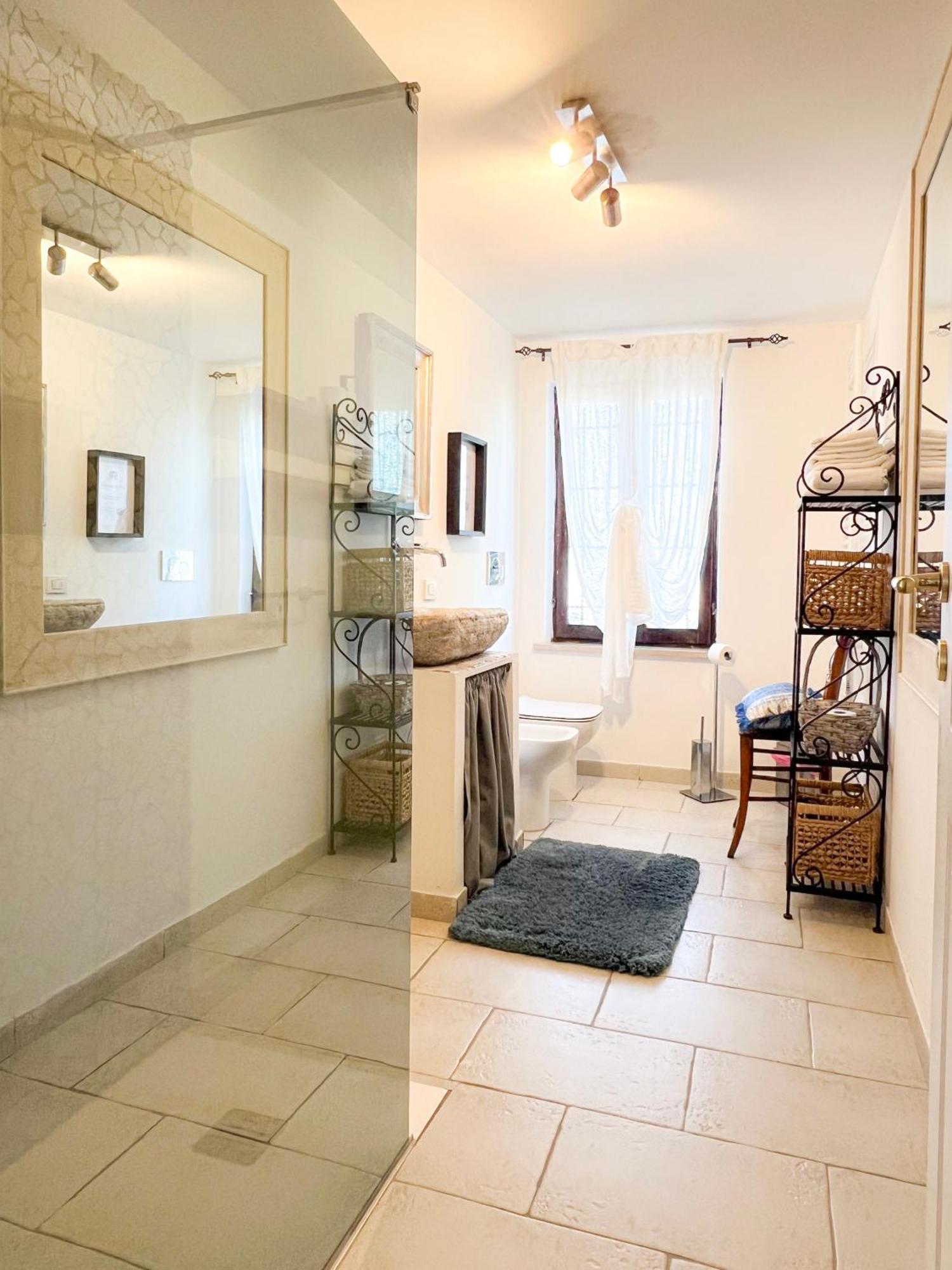 Comecasa 2 Bedrooms With Garden Apartment Benevello Buitenkant foto