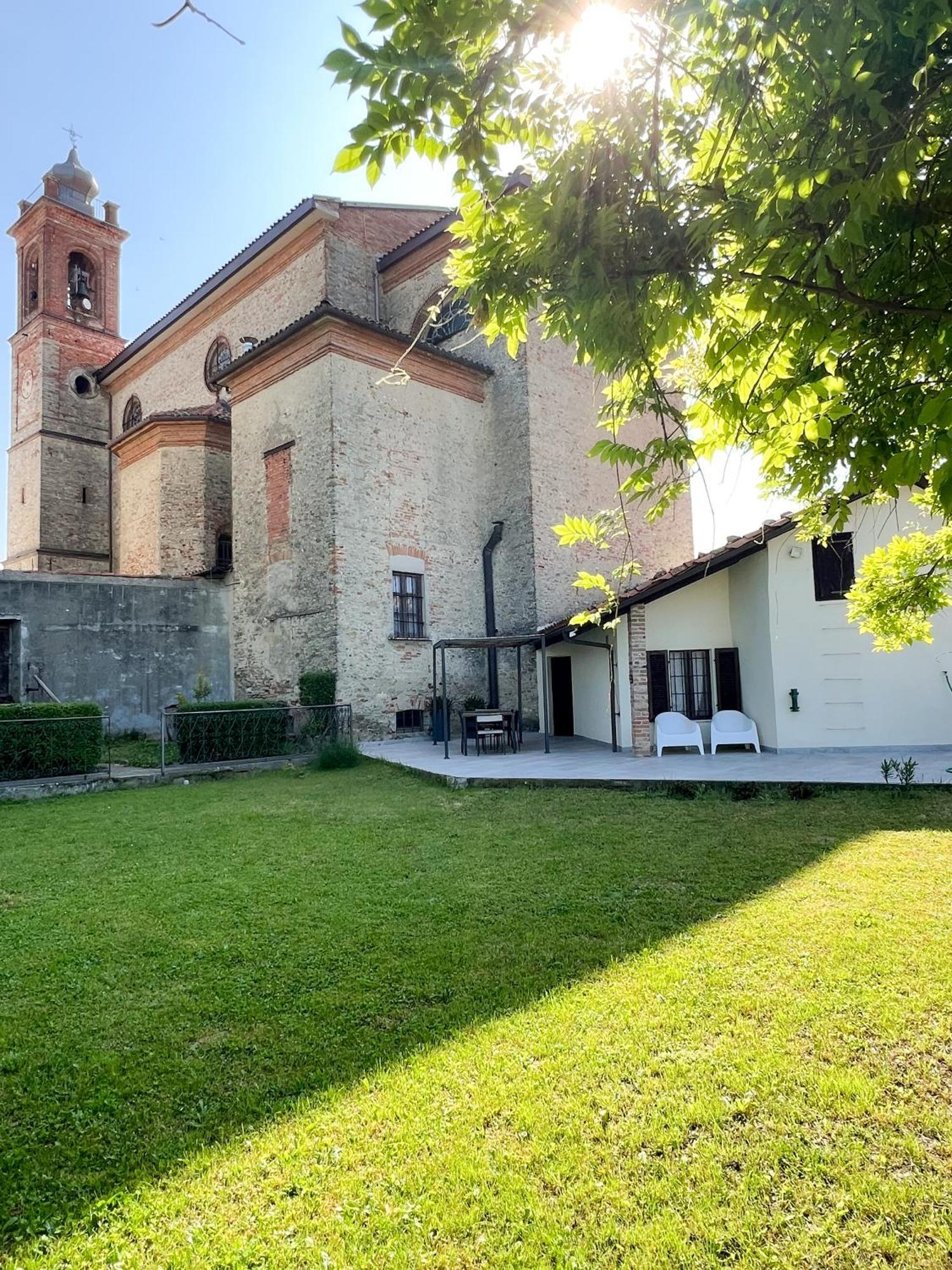Comecasa 2 Bedrooms With Garden Apartment Benevello Buitenkant foto
