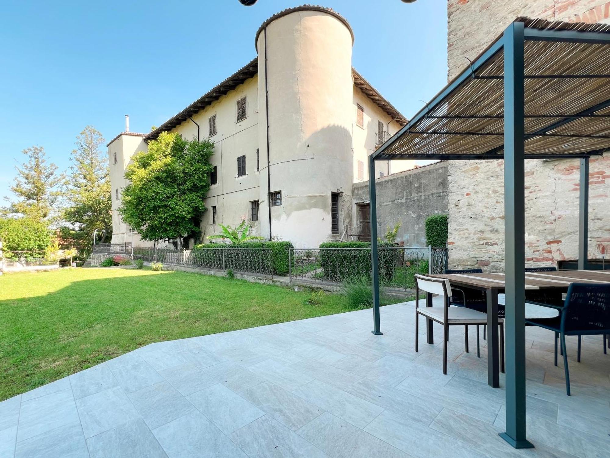 Comecasa 2 Bedrooms With Garden Apartment Benevello Buitenkant foto