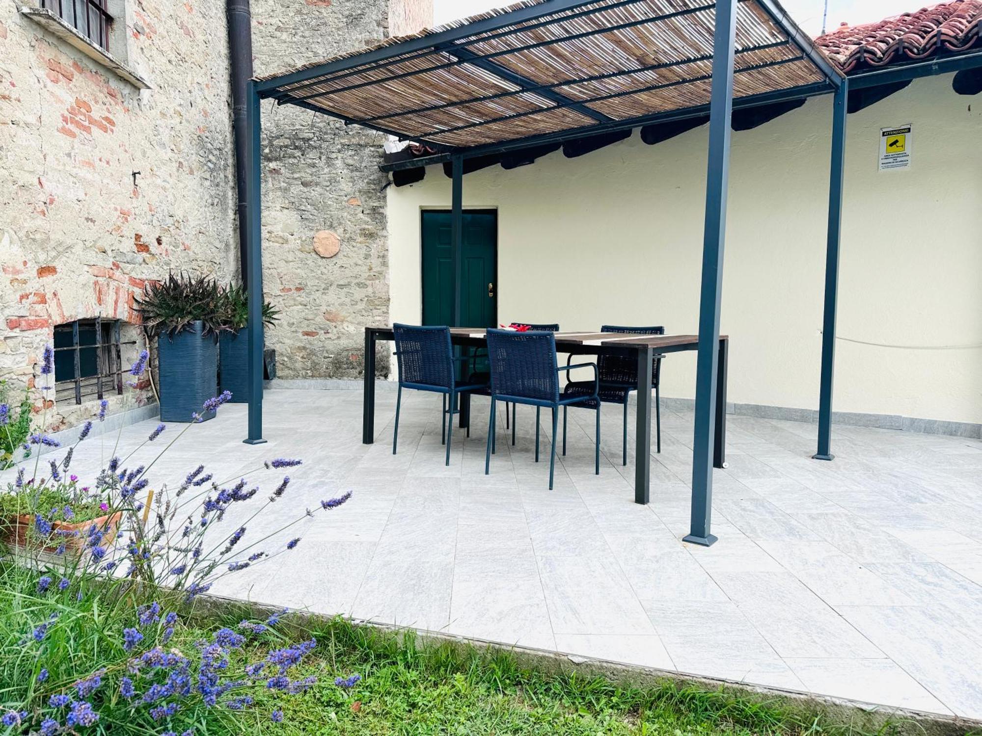 Comecasa 2 Bedrooms With Garden Apartment Benevello Buitenkant foto